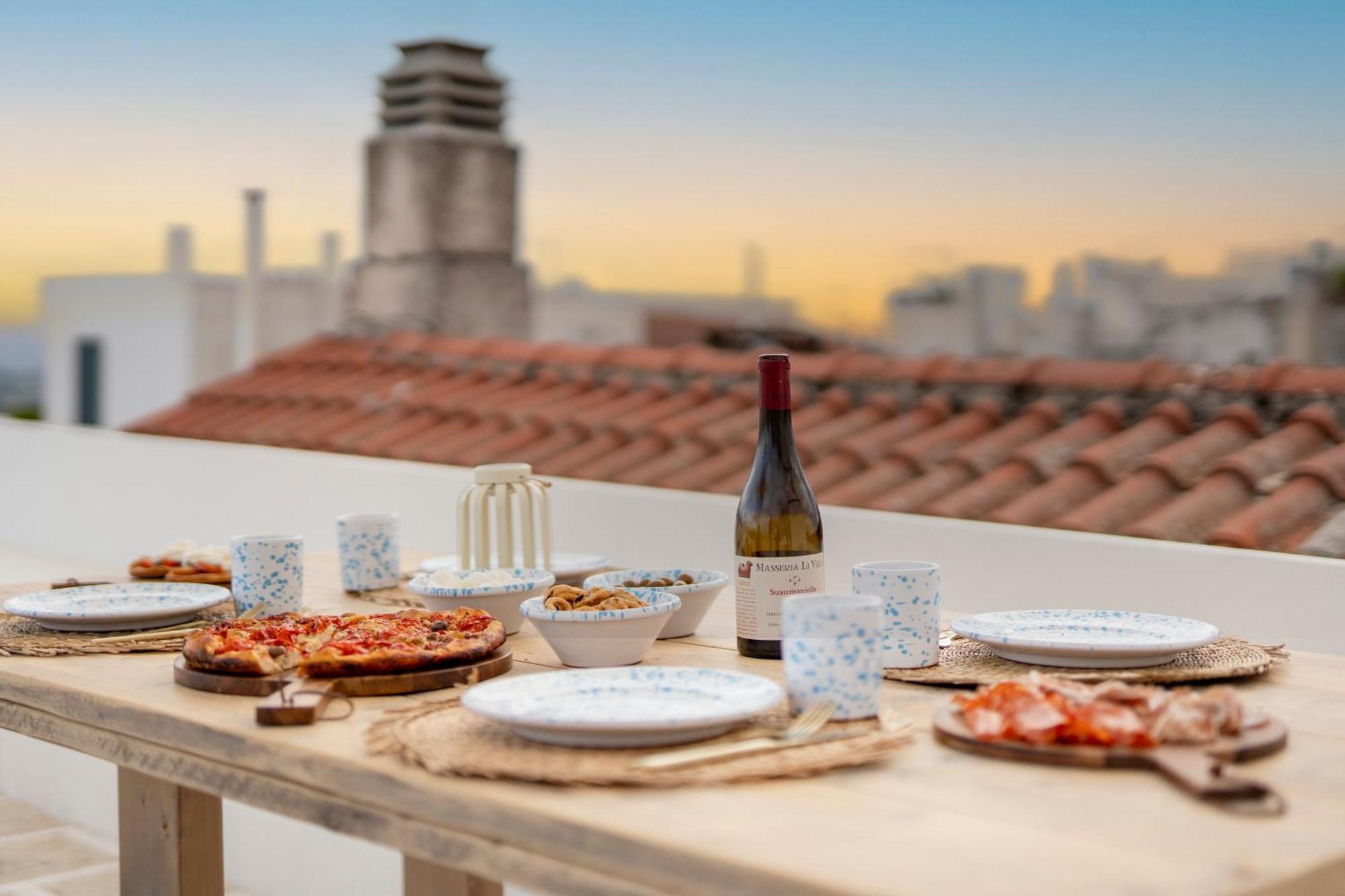 Casa U Burie, Casa Design Con Terrazza Panoramica E Jacuzzi Cisternino Exterior foto