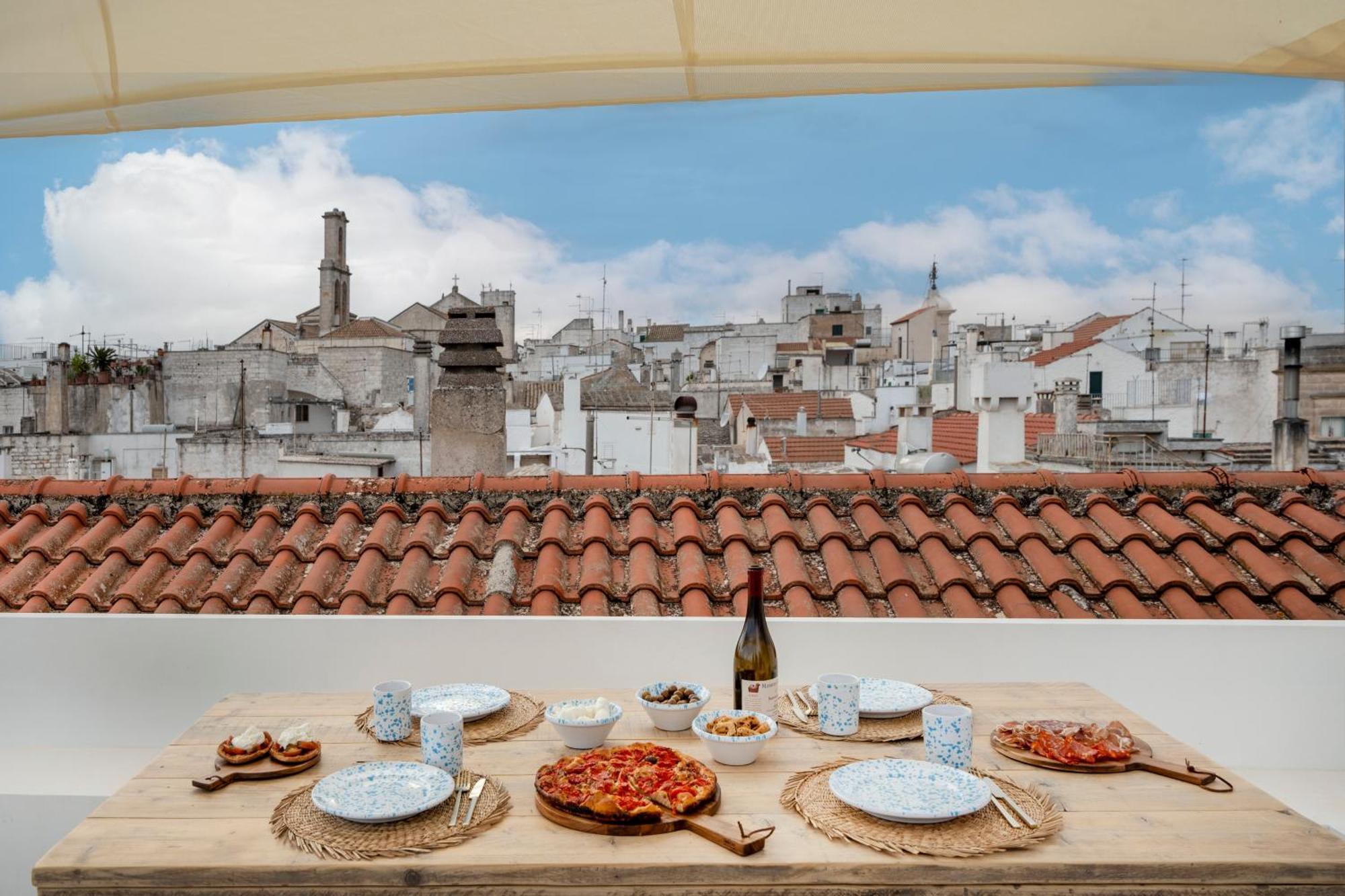 Casa U Burie, Casa Design Con Terrazza Panoramica E Jacuzzi Cisternino Exterior foto